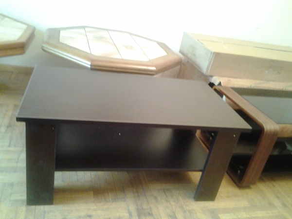 Ատլաս սեղան չօգտագործված - Հյուրասենյակի կահույք  Սեղաններ և աթոռներ