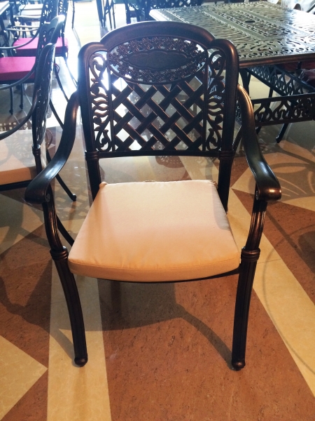 Մետաղական Սեղան, աթոռներ7131 - Ամառանոցային Հավաքածուներ
