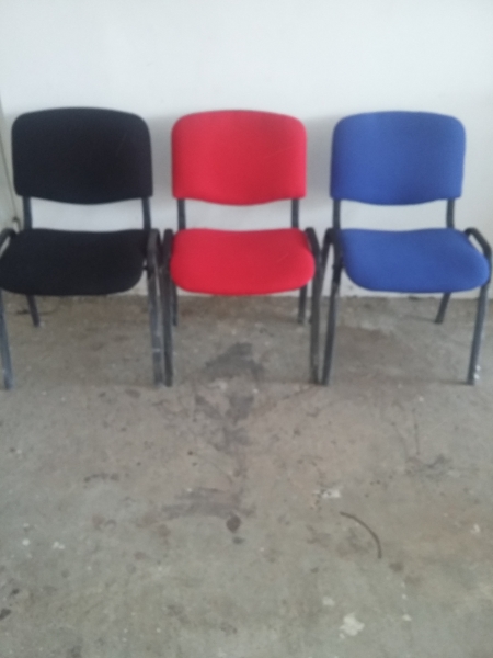 Աթոռներ բազմագույն - Օֆիսային կահույք Սեղաններ և աթոռներ